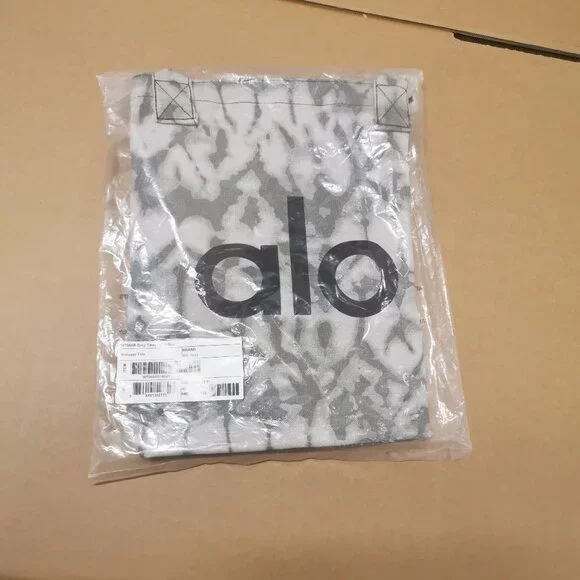 Alo Yoga Gray Canvas Gym Bag Large Travel Training Carry-On - Picture 1 of 2